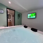 La Feuilleraie N1-standingappart-wifi-proche *