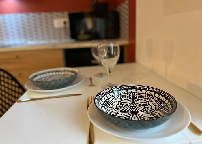 شقة La Feuilleraie N1-standingappart-wifi-proche فونتيناي لو كومت